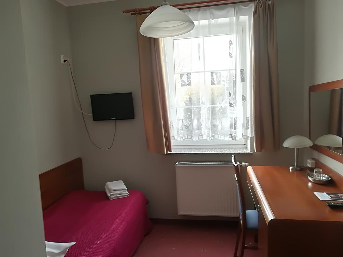 Hotel E-Lektor Morąg 外观 照片